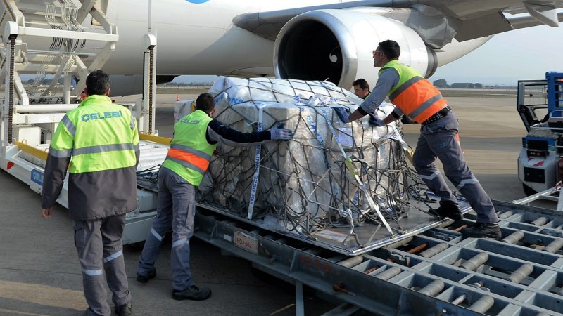 Bursa Yenişehir Havalimanı gümrüklü kargo üssü haline geliyor