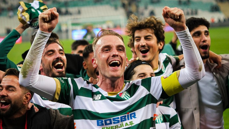 Bursaspor evinde rahat kazandı