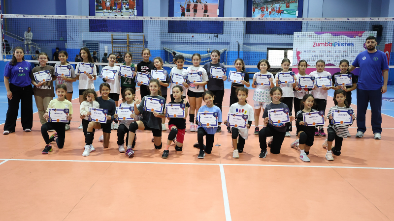 Büyükşehir’in Kış Spor Okulları ilk dönemi tamamladı