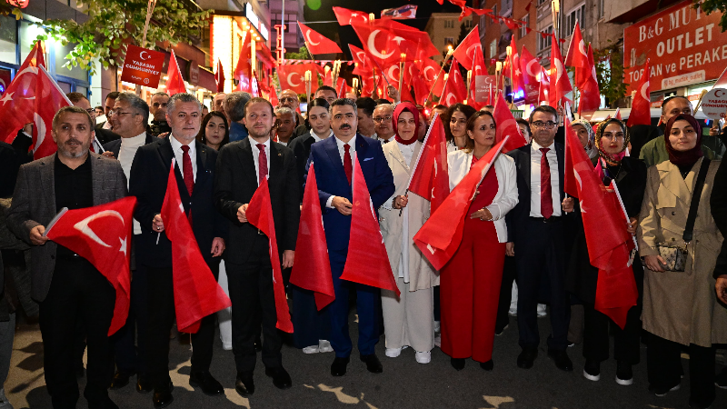 Cumhuriyet coşkusu Yıldırım’ı sardı