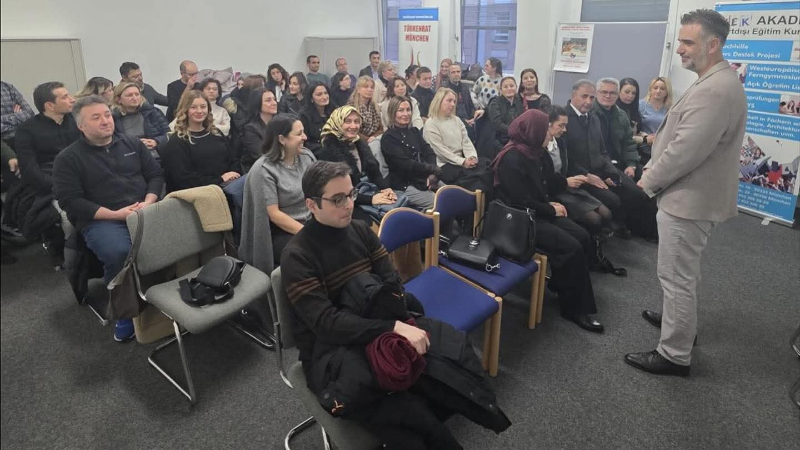 Münih’te 24 Kasım Öğretmenler Günü kutlaması