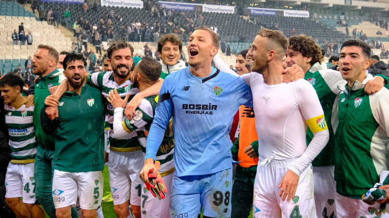 Bursaspor, Fethiyespor'u 3 golle geçti