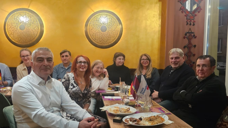 Bavyera’da yeni siyasi buluşma: LiVi Focus Tour de Bayern Münih’te başladı