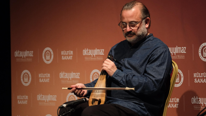 Yıldırım’da Derya ve Dilek Türkan’dan müzik ziyafeti