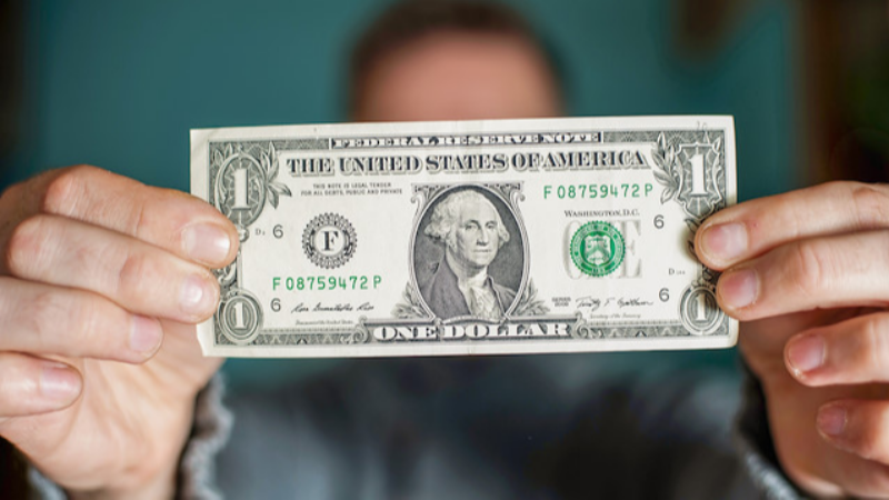 Serbest piyasada dövizde hafif hareket: İşte sabah rakamları