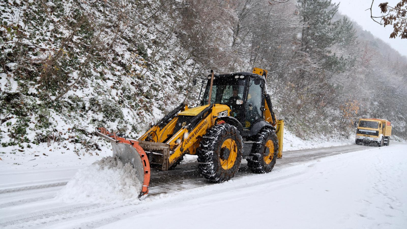 Yıldırım Belediyesi karla mücadelede tam teyakkuz