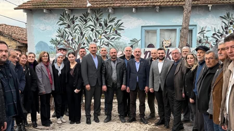 CHP Bursa İl Başkanı Yeşiltaş'tan İznik’te esnaf ve mahalle ziyaretleri