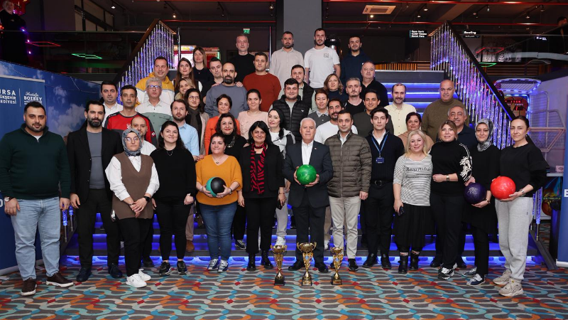 Büyükşehir ailesi bowling turnuvasında buluştu